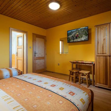 Villa Dam Liptovsky Mikulas Bagian luar foto