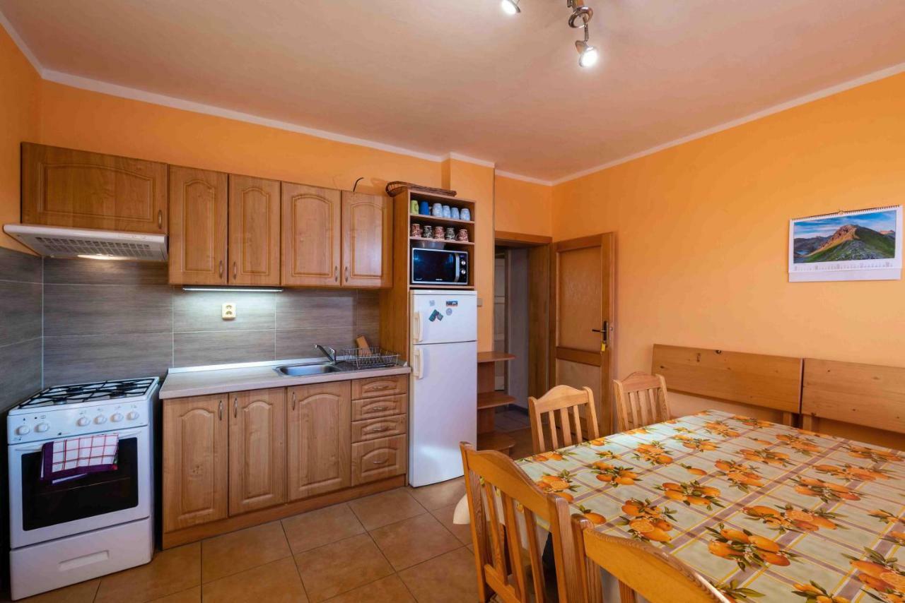 Villa Dam Liptovsky Mikulas Bagian luar foto